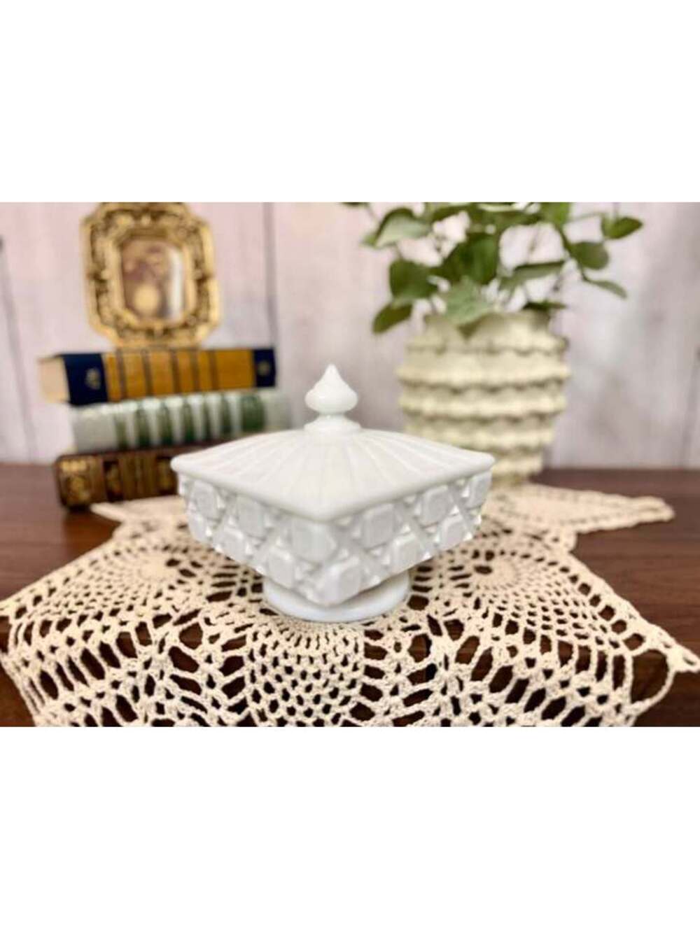 Westmoreland Milk Glass Old Quilt Square Covered Candy Dish Pedestal UV GLOW